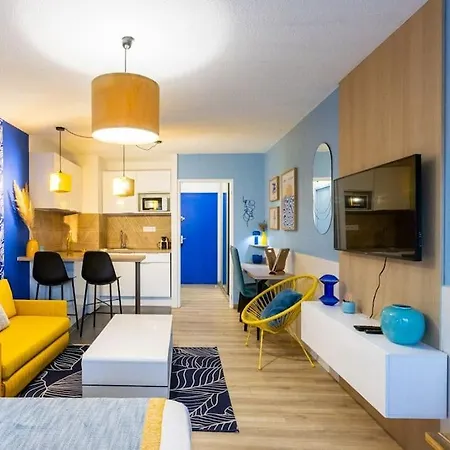 Neon Oasis - Parking - Terrasse - Wifi - * Nîmes