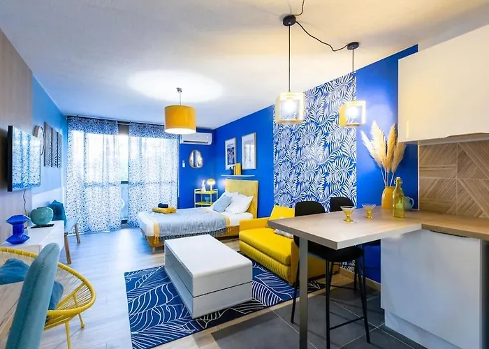 Neon Oasis - Parking - Terrasse - Wifi - Apartmán Nîmes