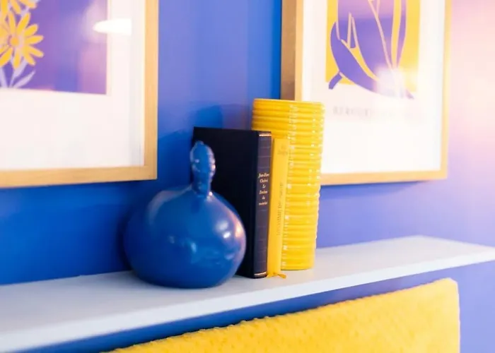 Neon Oasis - Parking - Terrasse - Wifi - Apartmán Nîmes